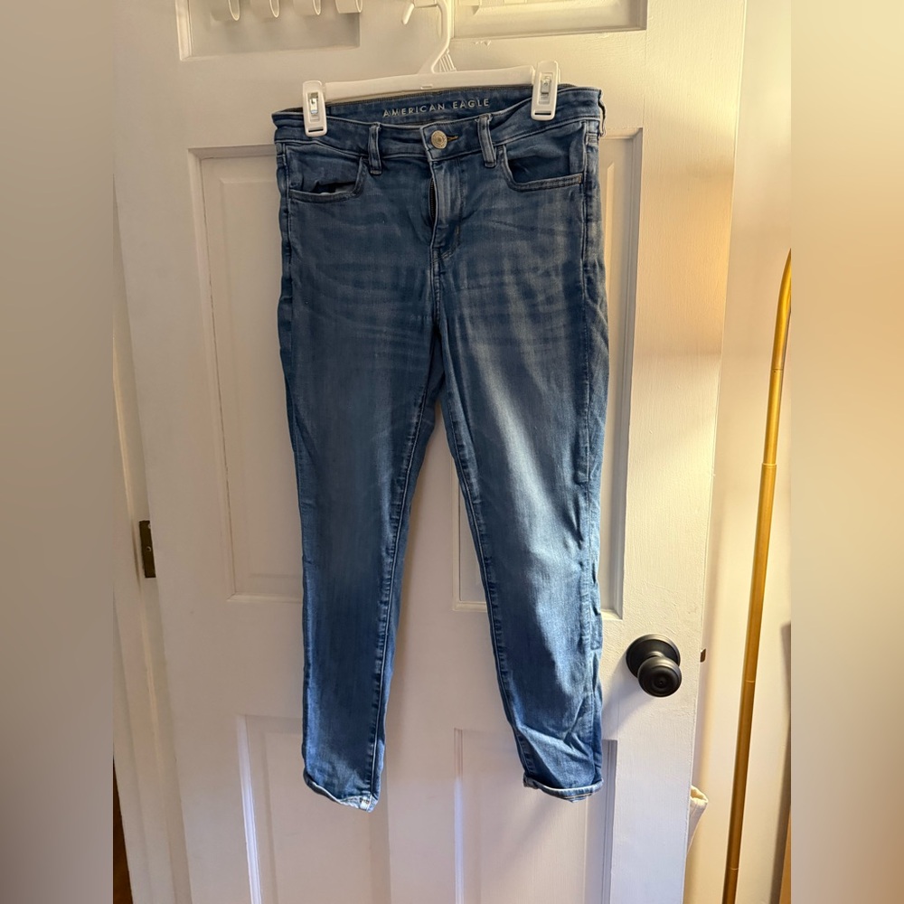 American Eagle Outfitters Light Blue Ankle Jeans